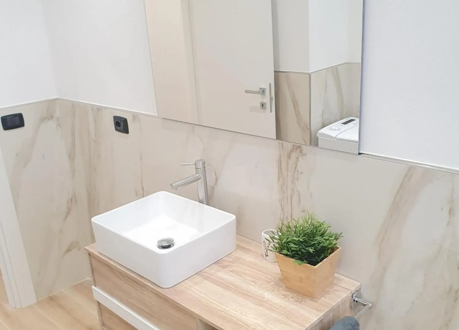 Dolce Vita Beach House - Trilocali Nuovi E Moderni Sul Mare ريميني 0*,