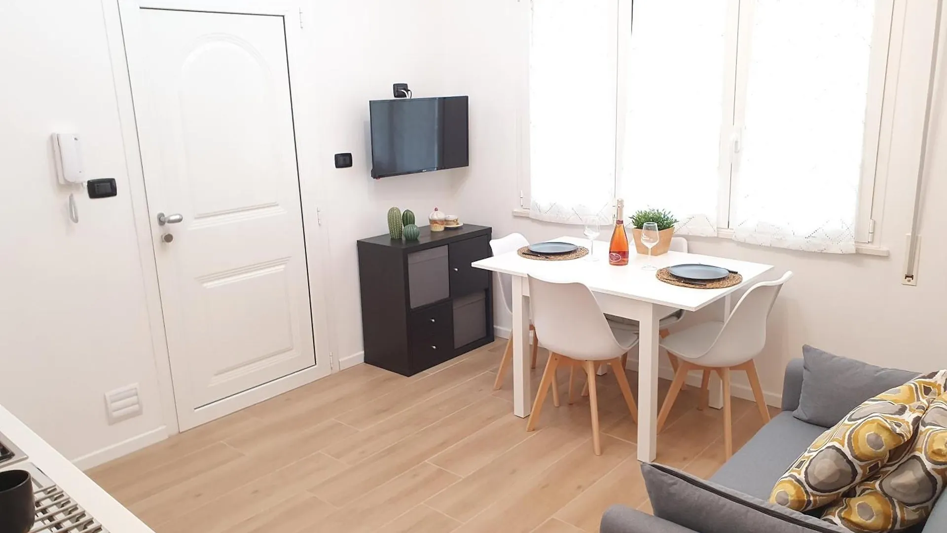 Dolce Vita Beach House - Trilocali Nuovi E Moderni Sul Mare ريميني شقة