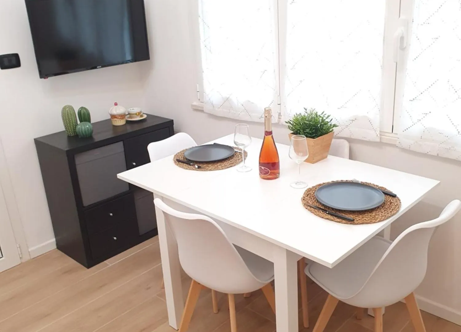 Dolce Vita Beach House - Trilocali Nuovi E Moderni Sul Mare ريميني شقة